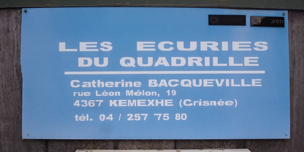 Plaque du manège "Les Écuries du Quadrille"